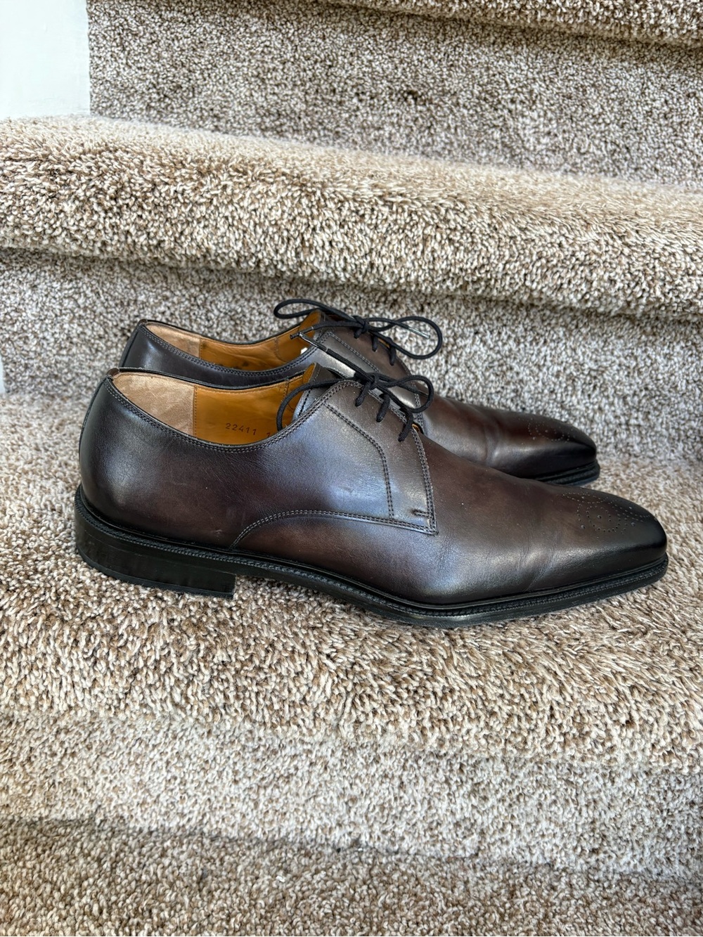 Magnanni Men's Black and Grey Leather Derby Shoes